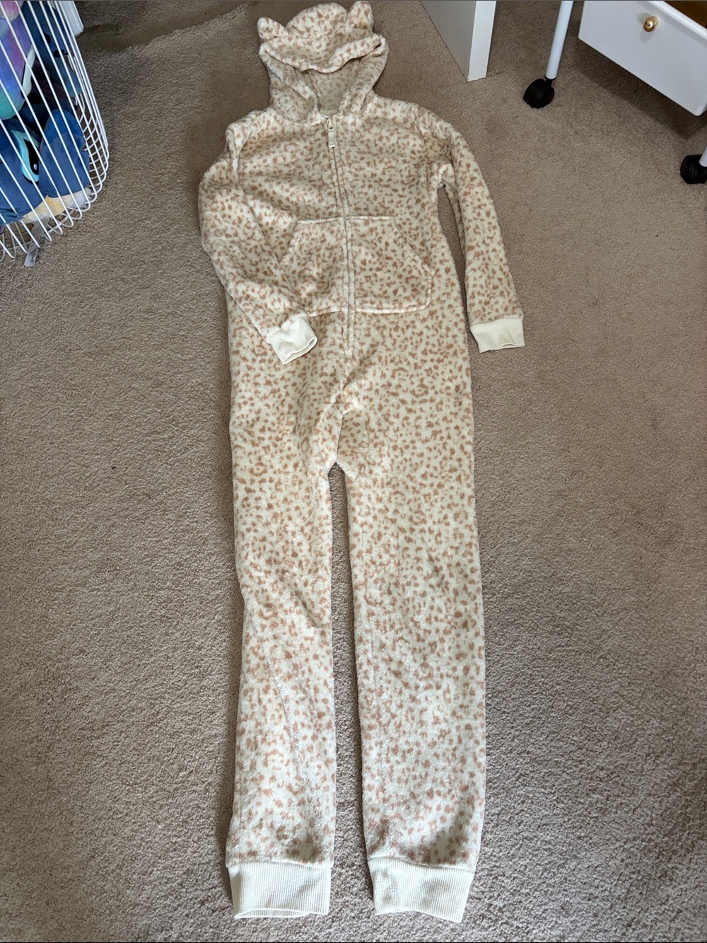 Cat & Jack Cream and Tan Plush Animal-Print Hooded One-Piece girls size 10/12
